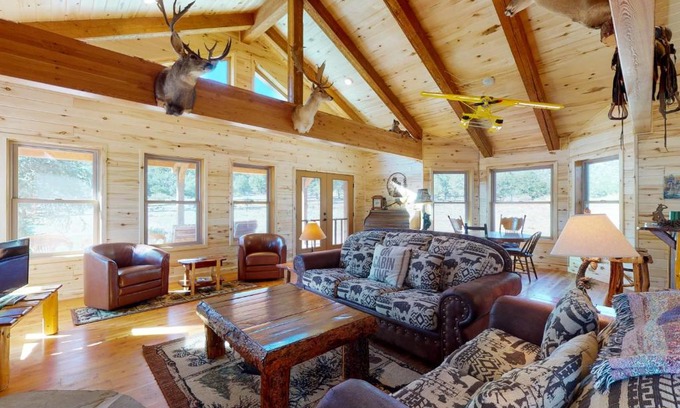 South Fork House | Cougar Canyon Main and Bunk