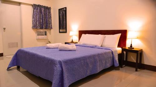 Liloan Hotel | CounTess Pension House