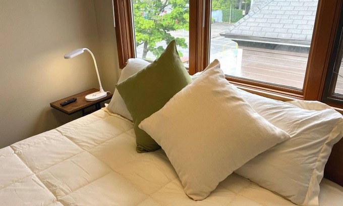 Eugene Hotel | Counting Z's