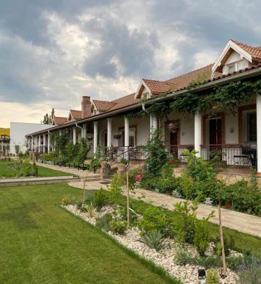 Sebes Hotel | Country Club La Mesteceni