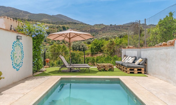 El Valle House | Country House 'Casa Con Vistas A Sierra Nevada' with Mountain View, Wi-Fi, and Air Conditioning