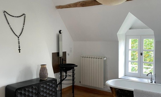 Urcay House | Country house near Foret de Tronçay with swimming pool and spa