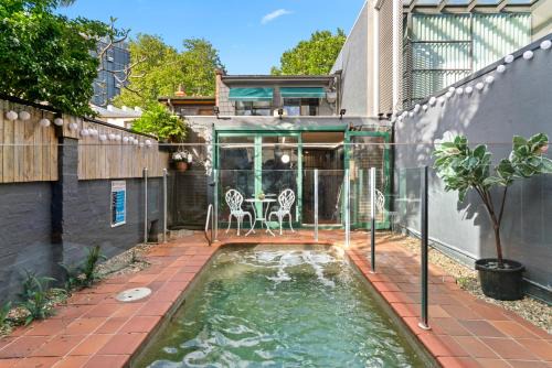Pyrmont House | Country in City Darling Harbour Retreat Pool