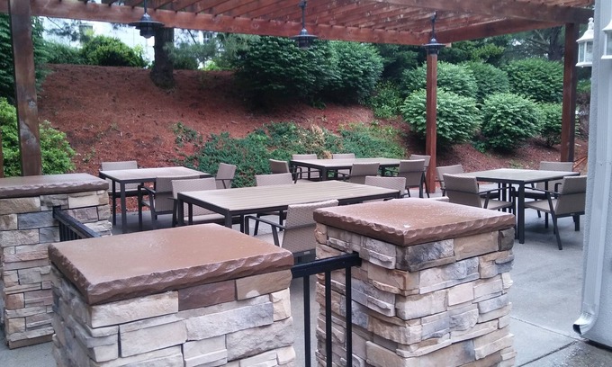 Hollins Hotel | Country Inn & Suites by Radisson, Roanoke, VA