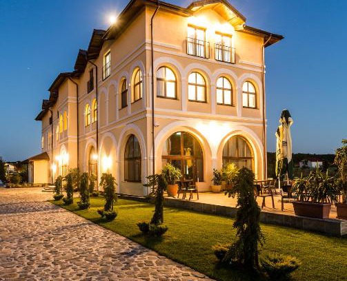 Ciofliceni Hotel | Country Spa Retreat