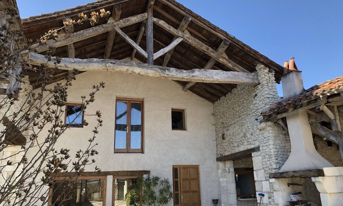 Verteillac Villa | Country Villa with large pool, games room, cinema and football pitch. Sleeps 19