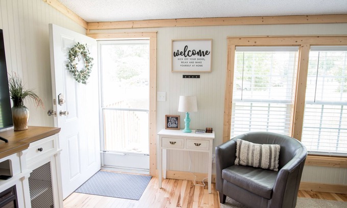 Durants Neck Cottage | Countryside Cottage~Deck~Grill~Wi-fi~Belvidere~Near Albemarle Croquet Club