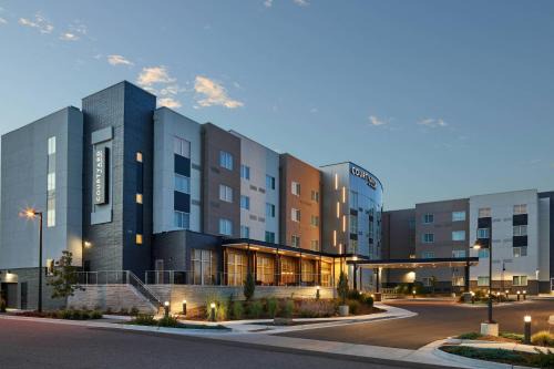 Aurora Hotel | Courtyard Denver Aurora