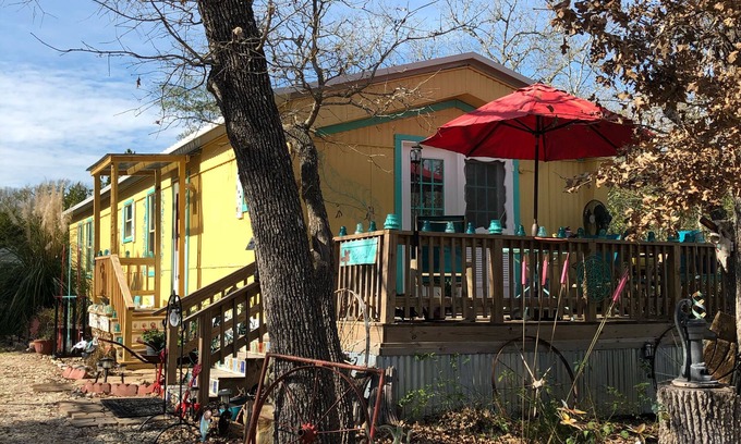 Washington House | COYOTE MOON RANCH BNB