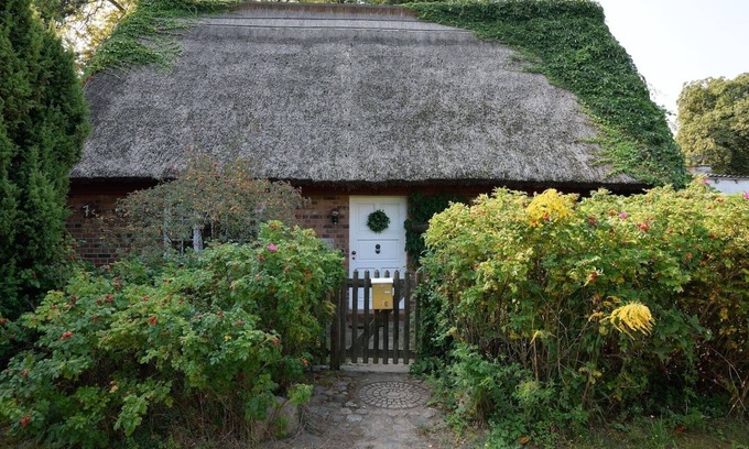 Heringsdorf House | Cozy thatched cottage in Bansin (Heringsdorf) on the sunny island of Usedom