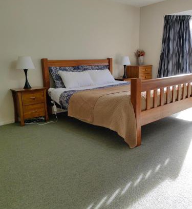 Christchurch House | Cozy 1 安逸舒适小屋