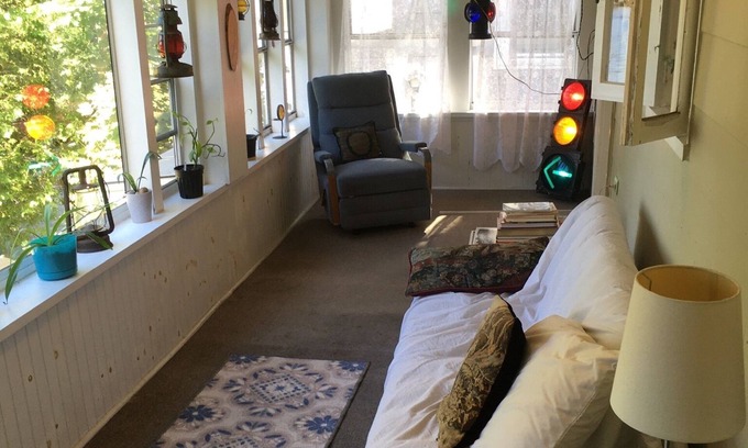 Newport House | Cozy 1 1/2 bedwaterfront townhome in charming Newport with WiFi , fire pit