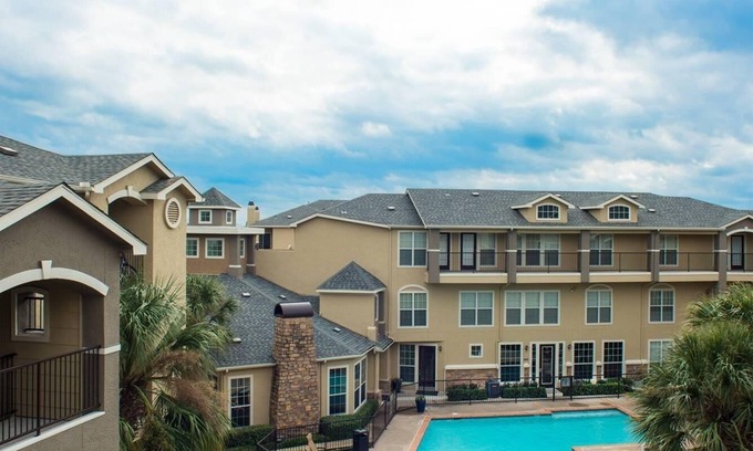 Far North Dallas Apartment | Cozy 1-bedroom apartment with AC and WiFi in charming Dallas