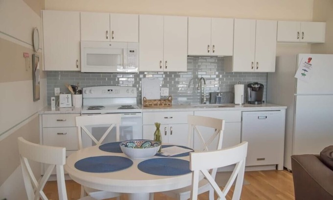 Watch Hill Historic District Condo | Cozy 1-bedroom condo in Watch Hill