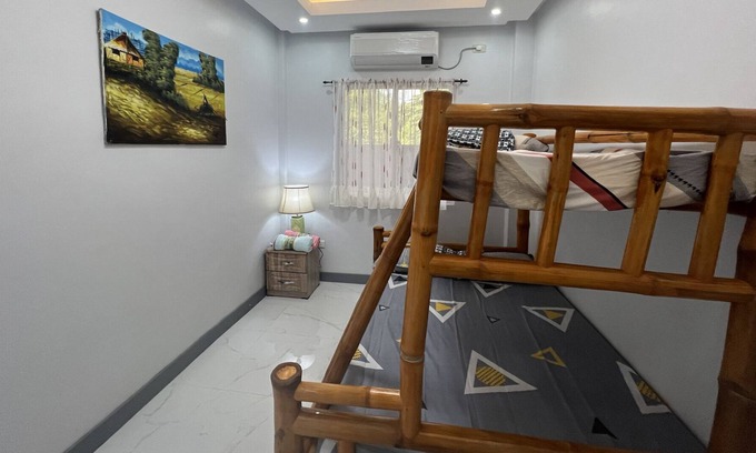 Bacnotan House | Cozy 1-bedroom Entire House in Bacnotan, La Union