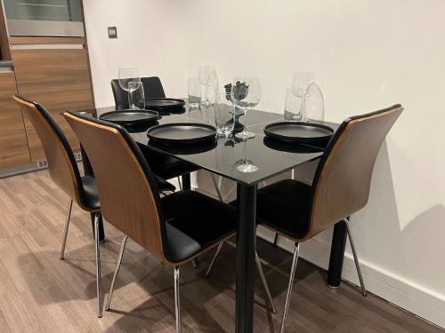 Canning Town Apartment | Cozy 2 bedroom Apartment neat 02, central London