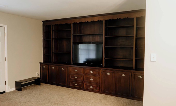Charlotte Condo | Cozy 2-bedroom condo in heart of Charlotte with AC, WiFi