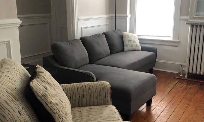 Top of the Hill Condo | Cozy 2-bedroom Downtown. Wifi. Private Yard.