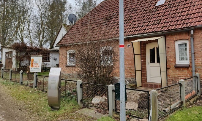 Lelkendorf Other | Cozy 200 year old farm cottage with wood-burning stove