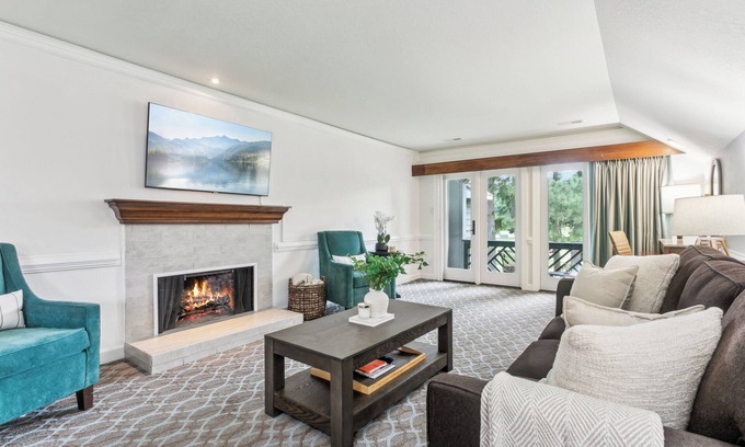 Kingsmill Condo | Cozy 2BR Condo in historic Williamsburg- 5 minutes to Busch Gardens!