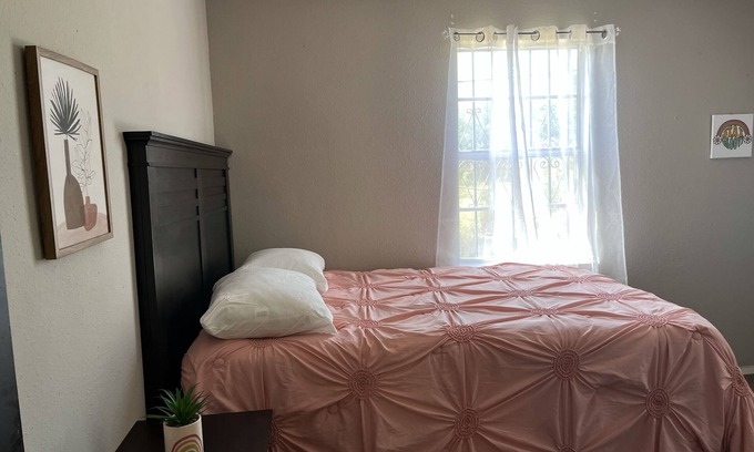 Brownsville House | Cozy 3 Bedroom Home