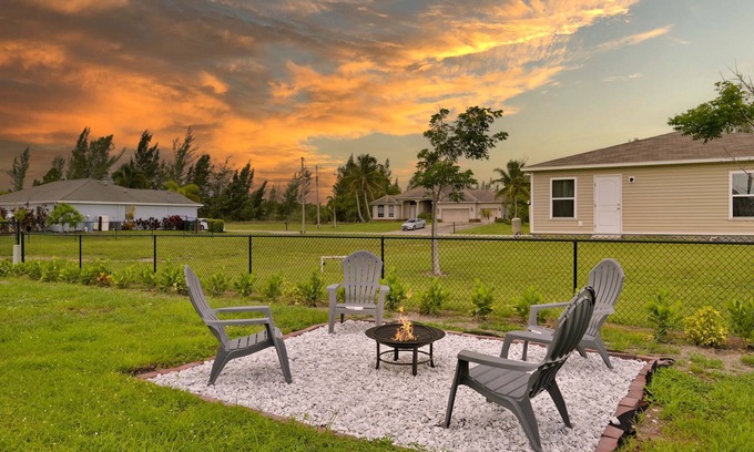 Jacarandas House | Cozy 4 Bedroom with free parking