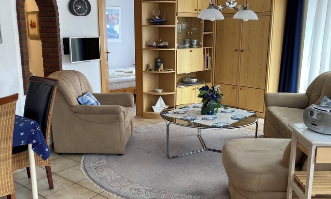 Esens Apartment | Cozy and bright 2 room apartment