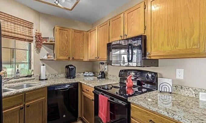 Mesa Condo | Cozy and convenient Condo