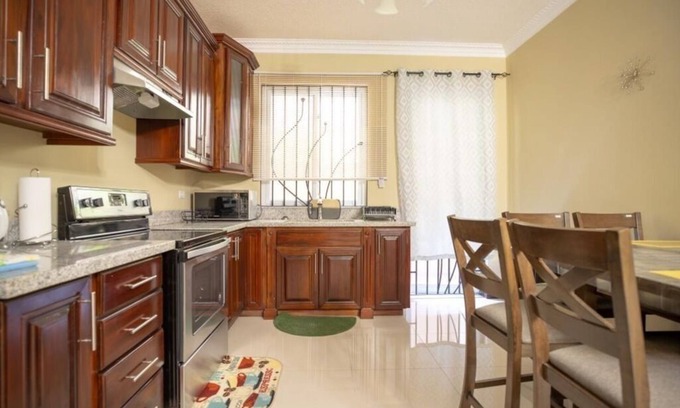 Saint Andrew Condo | Cozy and Elite Chateau - Your home away from home