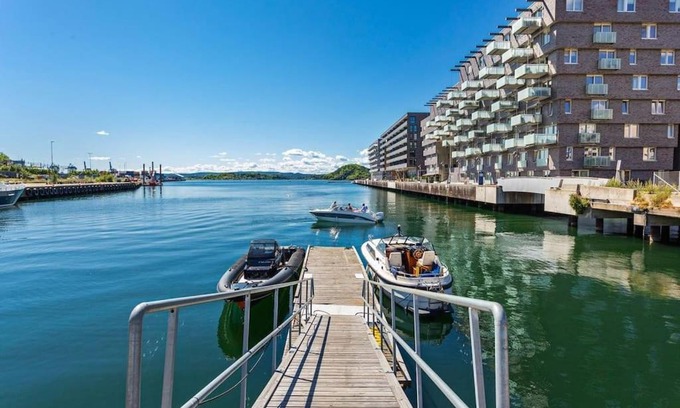 Gamle Oslo Apartment | Cozy apartment by the fjord in modern Oslo