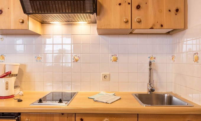 San Cassiano Apartment | Cozy Apartment "Dolomieu 25" with Mountain View & Wi-Fi