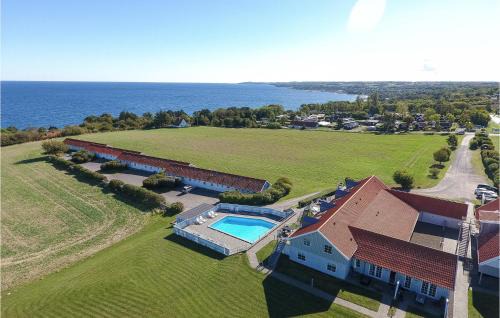 Sandkaas Apartment | Cozy Apartment In Allinge With Wifi