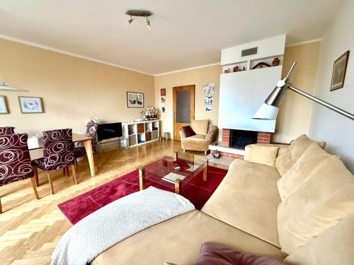 Podebrady Apartment | Cozy apartment steps from the spa fountain