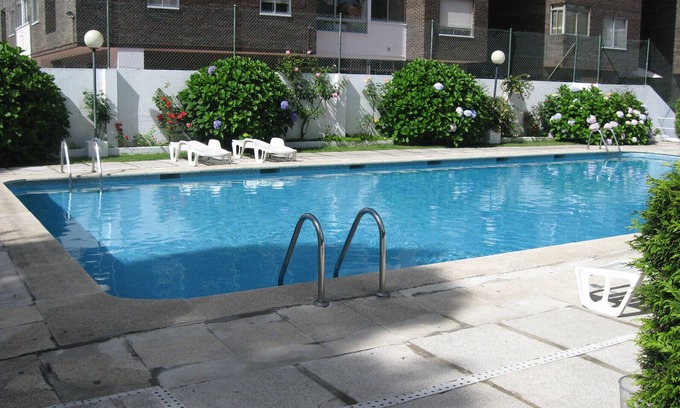 Vigo Apartment | Cozy apartment with pool though. Wifi