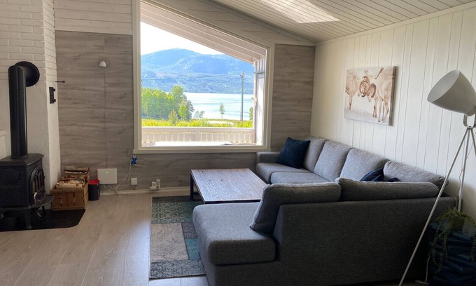 Nissedal House | Cozy cabin with view to Nisser