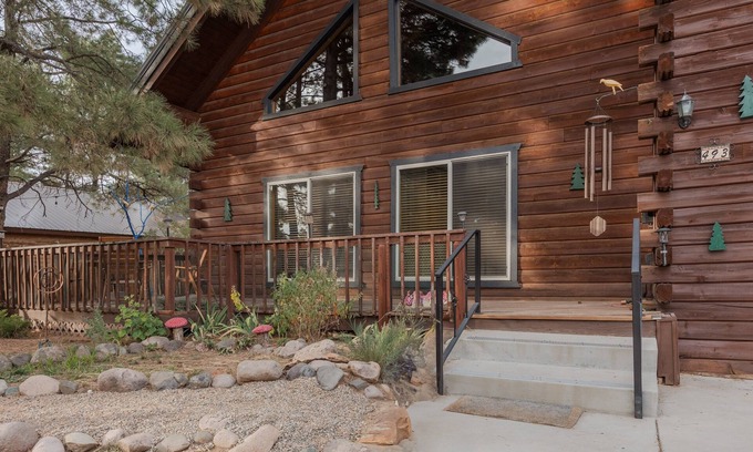 Pagosa Springs Cabin | Cozy Cabin | Near Shopping, Dining, Skiing, Golfing