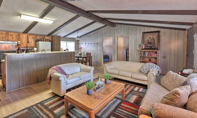 Flagstaff Cabin | Cozy Cabin Retreat w/ On-Site Trail Access!