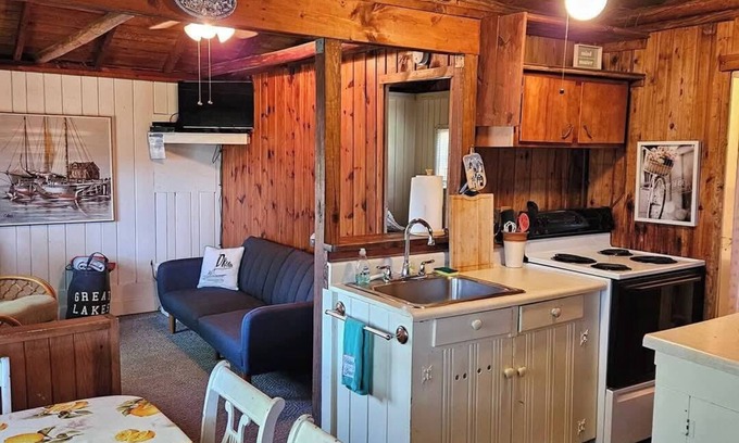 Oscoda Cottage | Cozy Catamaran Cottage on Great Lake Huron