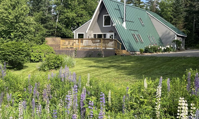 Rangeley Ski Chalet | Cozy Chalet near Saddleback Mountain & Downtown Rangeley
