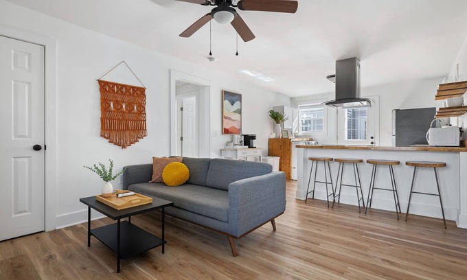 North Charleston Apartment | Cozy Chateau in the Heart of Park Circle