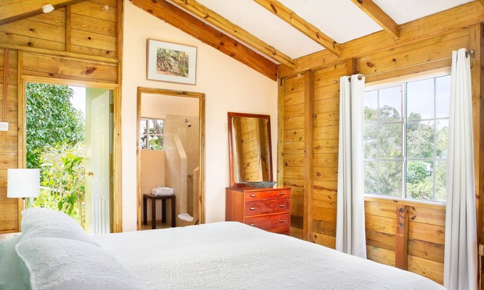 Gordon Town Cottage | Cozy Cottage in Jamaica's Blue Mountains