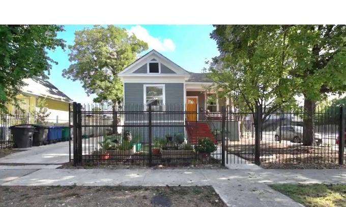 San Antonio Cottage | Cozy cottage 5 min from Downtown