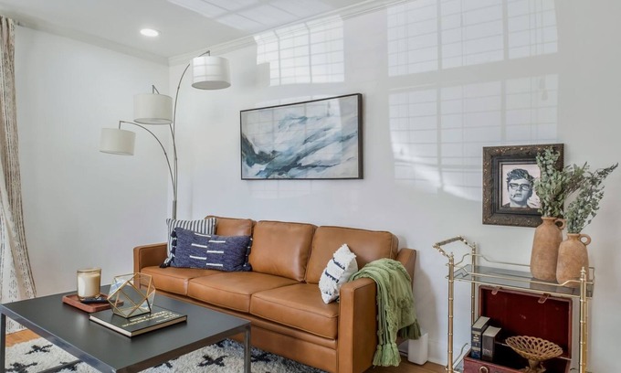 Inglewood House | Cozy Cottage East Nashville - Long Term Stays