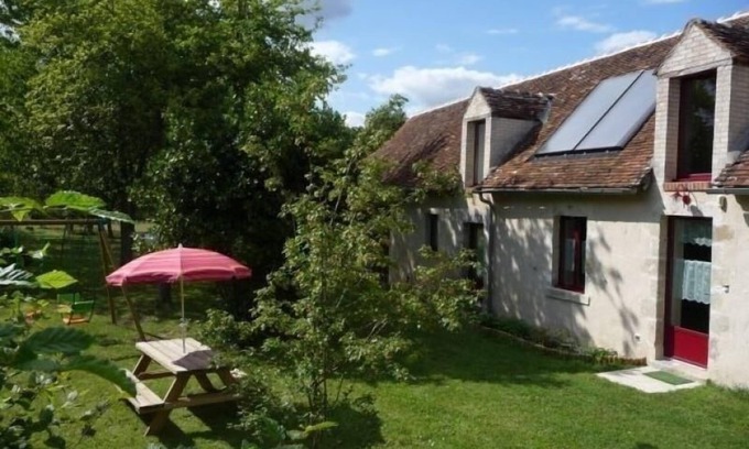 Sully-la-Chapelle Cottage | Cozy Cottage Near Orléans Forest: Quiet, Family-Friendly, Solar Heated, With Garden, BBQ