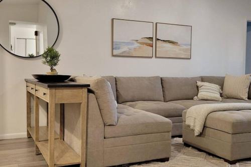 Palm Harbor House | Cozy Cottage on Canal - Non Smoking
