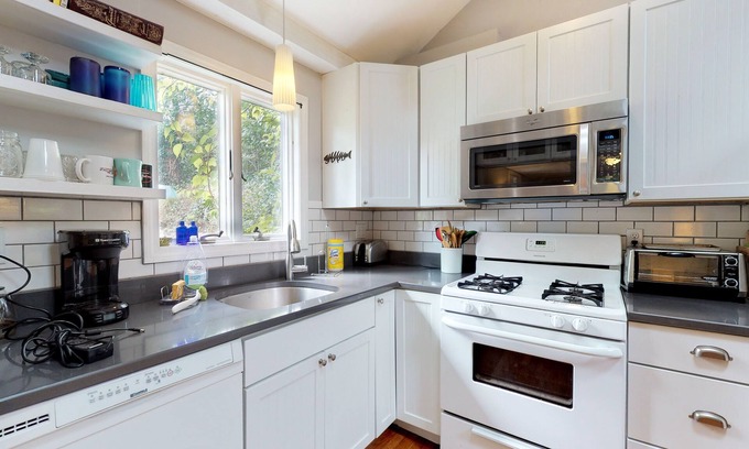 Woods Hole Cottage | Cozy cottage w/remodeled kitchen - less than a mile from Woods Hole Ferry