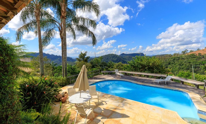 Posse Cottage | Cozy country house in a gated community with stunning views!