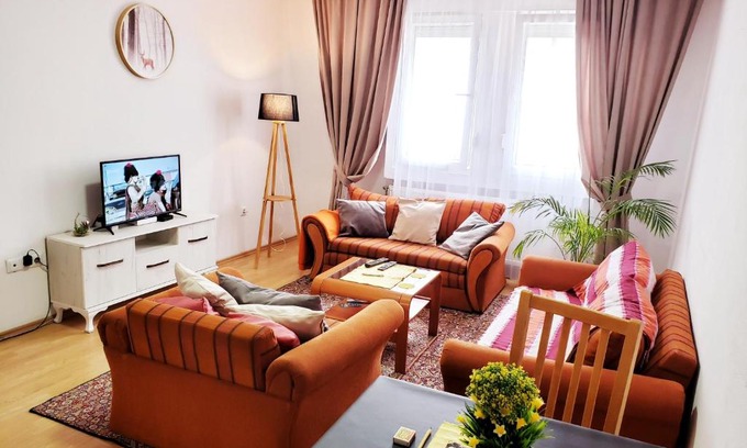 Matiçan Apartment | Cozy Downtown Flat with a City View