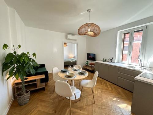 Magenta Apartment | Cozy Duomo and Castello Sforzesco