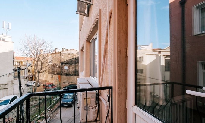 Osmangazi Apartment | Cozy Flat with Balcony in Bursa